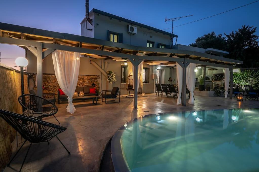Villa Casa Del Miele, Private Pool, Bbq, Mountain View. à Alikianos Extérieur photo